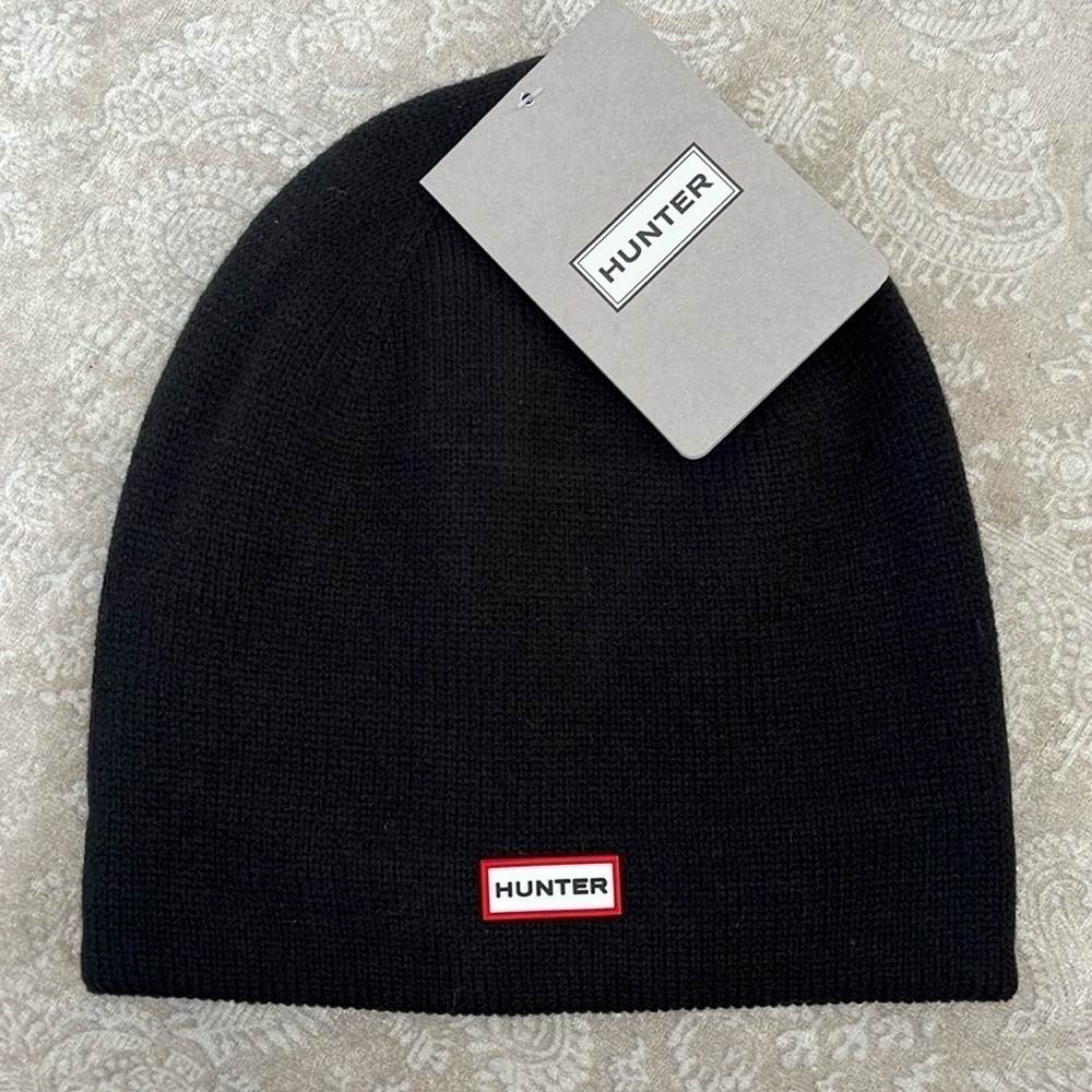 Brand New Hunter Black Waffle Knit Beanie Cap Winter Hat Logo Patch